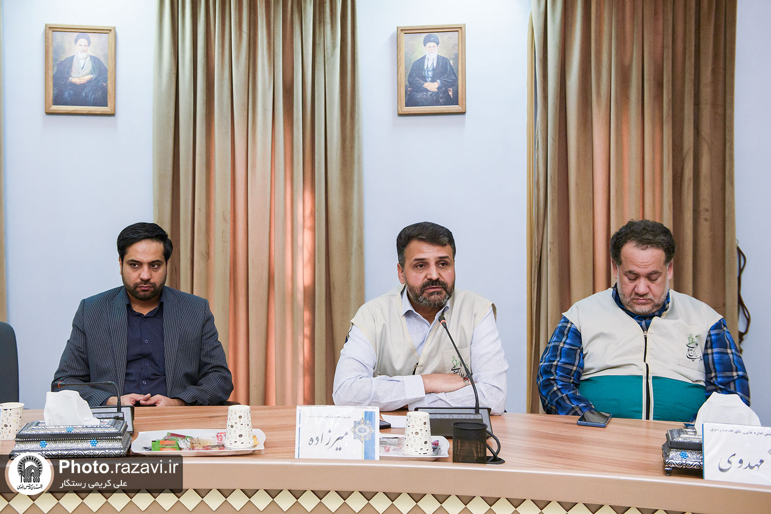 نشست سالانه مدیران کانون های خدمت رضوی