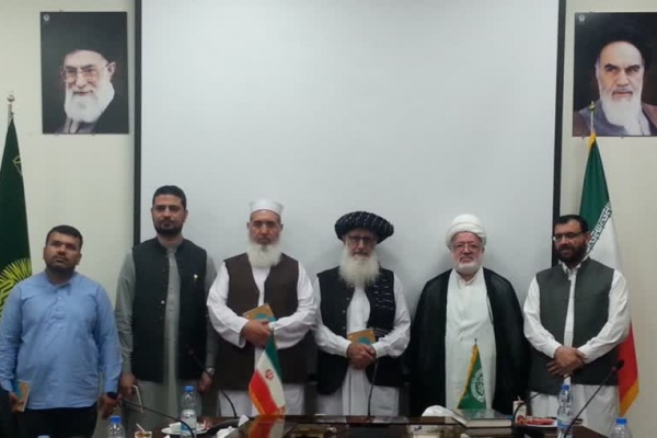 حضور علمای اهل سنت پاکستان در دانشگاه رضوی