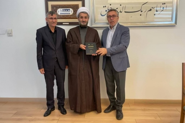 تهیه تفاهم نامه همکاری بین موسسه آموزشی و پژوهشی آکدم استانبول با دانشگاه رضوی