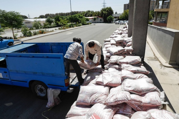 توزیع اقلام مورد نیاز موکب‌های اربعین حسینی توسط آستان قدس رضوی