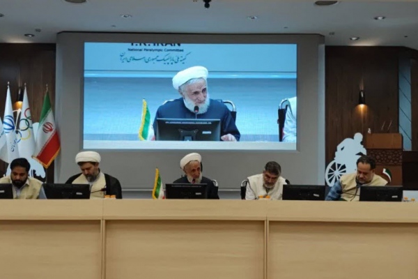 نشست هم اندیشی کانون های خدمت رضوی منطقه 5 کشور در تهران