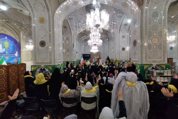 Turkish pilgrims celebrate Imam Ali’s birth anniv. in Imam Reza shrine
