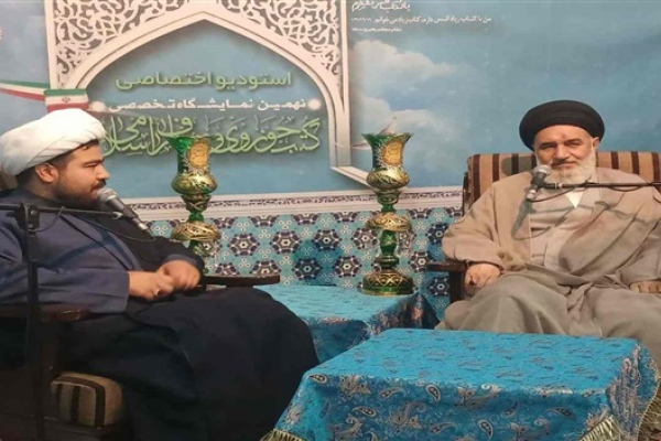 آثار ارزشمند و فاخری در نمایشگاه کتاب حوزه عرضه شده است