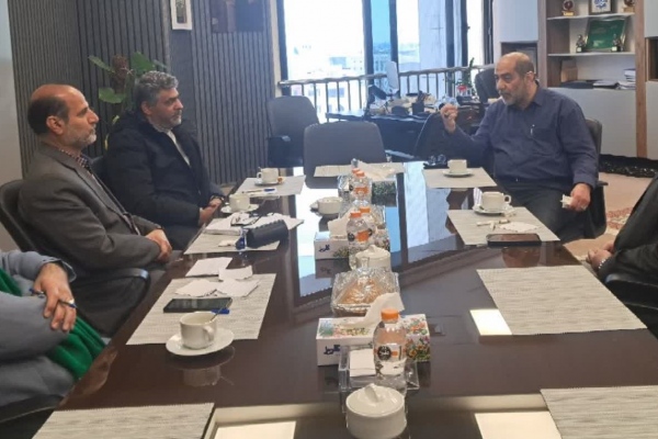 سلسله جلسات مدیران کانون های خدمت رضوی استان های بوشهر، قم و سیستان و بلوچستان با مدیرعامل و مسئولین بنیاد کرامت رضوی