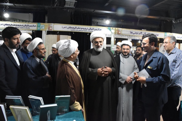 منشورات دانشگاه رضوی همواره آثار فاخری بوده است