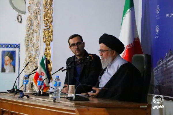 نسبت فقه و قانون هنوز به‌درستی تبیین نشده است