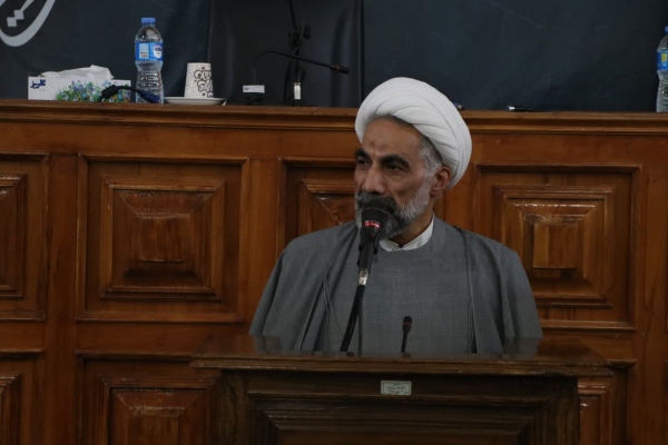 زن در منظومه دینی اسلام از استقلال هویتی و ایمانی برخوردار است 